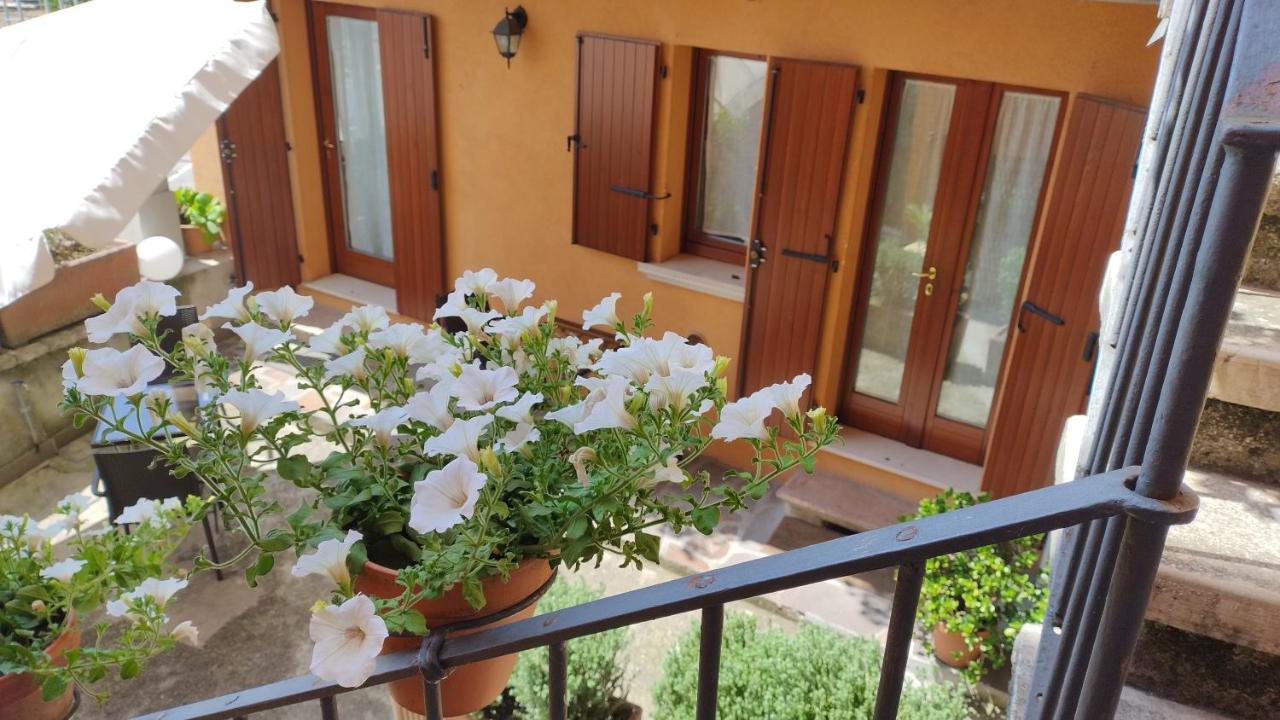 B&B Agora' Gardone Riviera Exterior photo